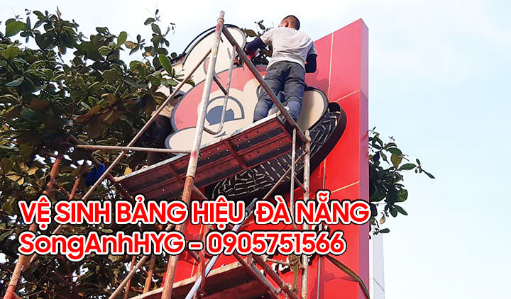 Dịch vụ vệ sinh bảng hiệu quảng cáo tại Đà Nẵng