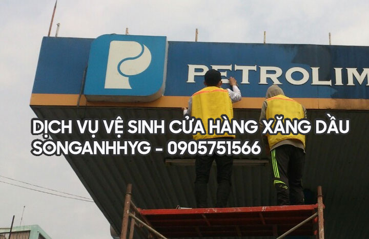 Dịch vụ vệ sinh cửa hàng xăng dầu tại Đà Nẵng